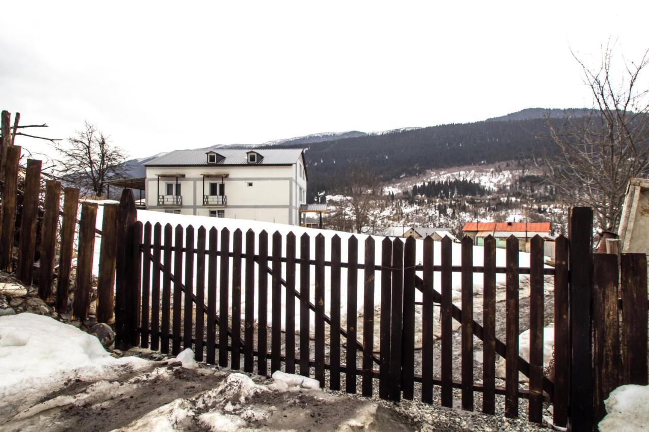 Katos Guesthouse Mestia Luaran gambar