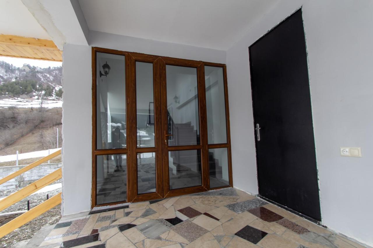Katos Guesthouse Mestia Luaran gambar