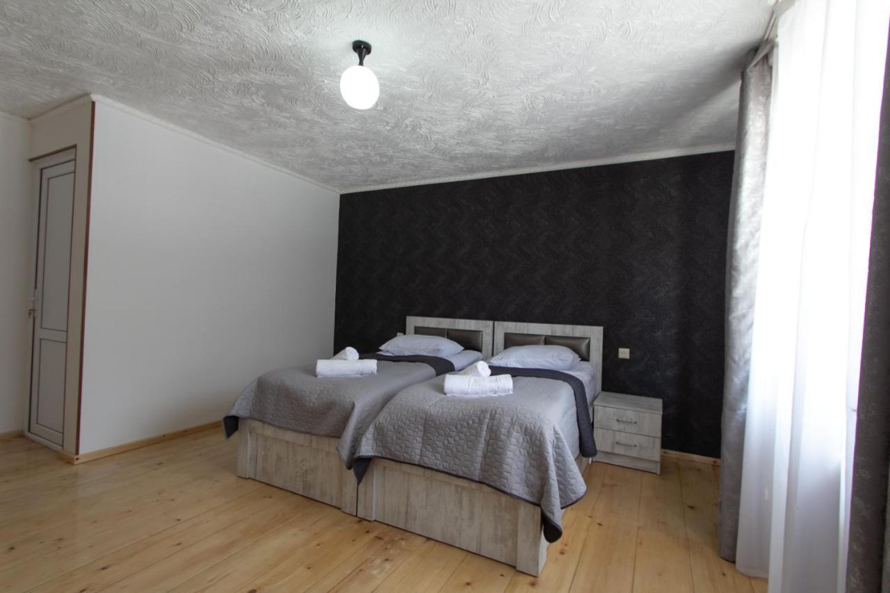 Katos Guesthouse Mestia Luaran gambar